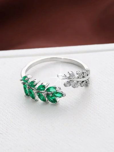 Antique-Inspired Green Leaf Ring